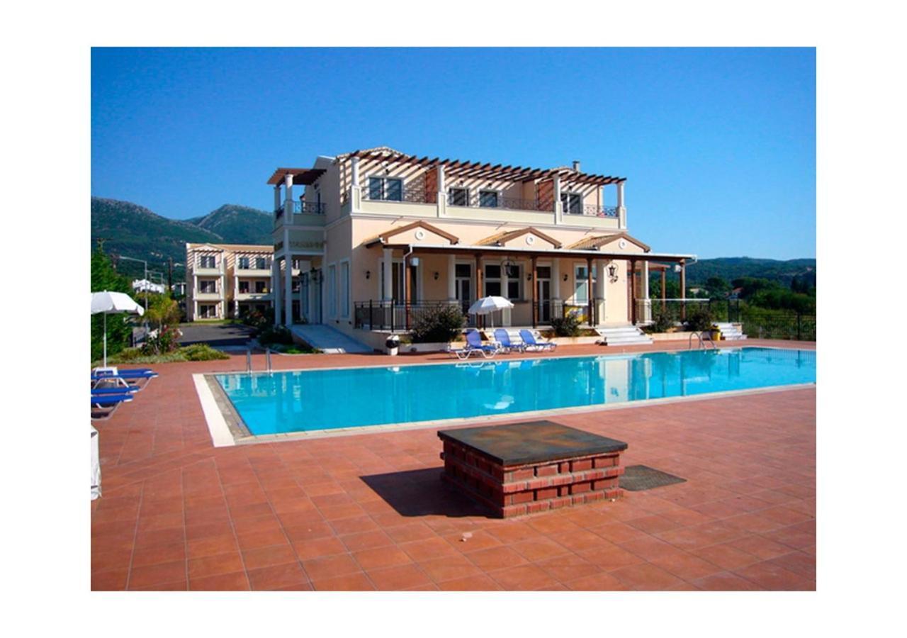 Thinalos Aparthotel
